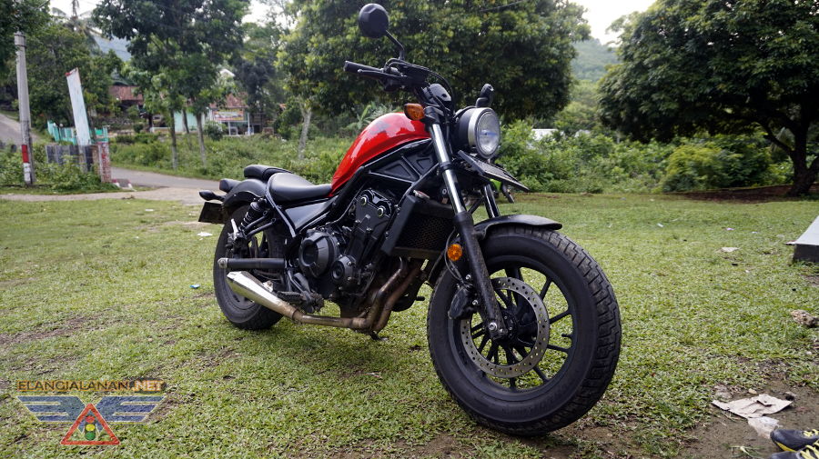 Lebih dekat dengan Big Bike Honda CMX 500 Rebel, Si Bobber ... (900 x 505 Pixel)